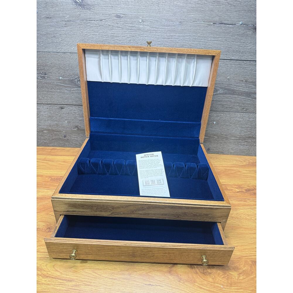 Vintage wooden Flatware Chest with Drawer Storage Box Tarnish Proof 15x11x5.5”